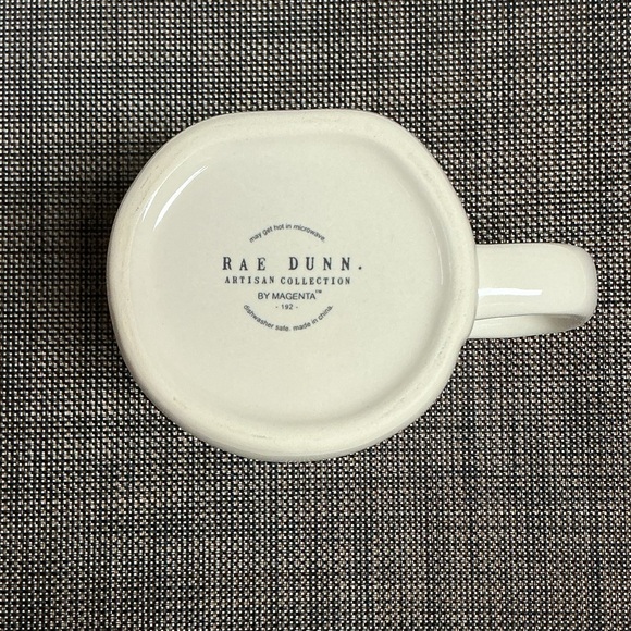 Rae Dunn Queen Mug 192 - Picture 2 of 4